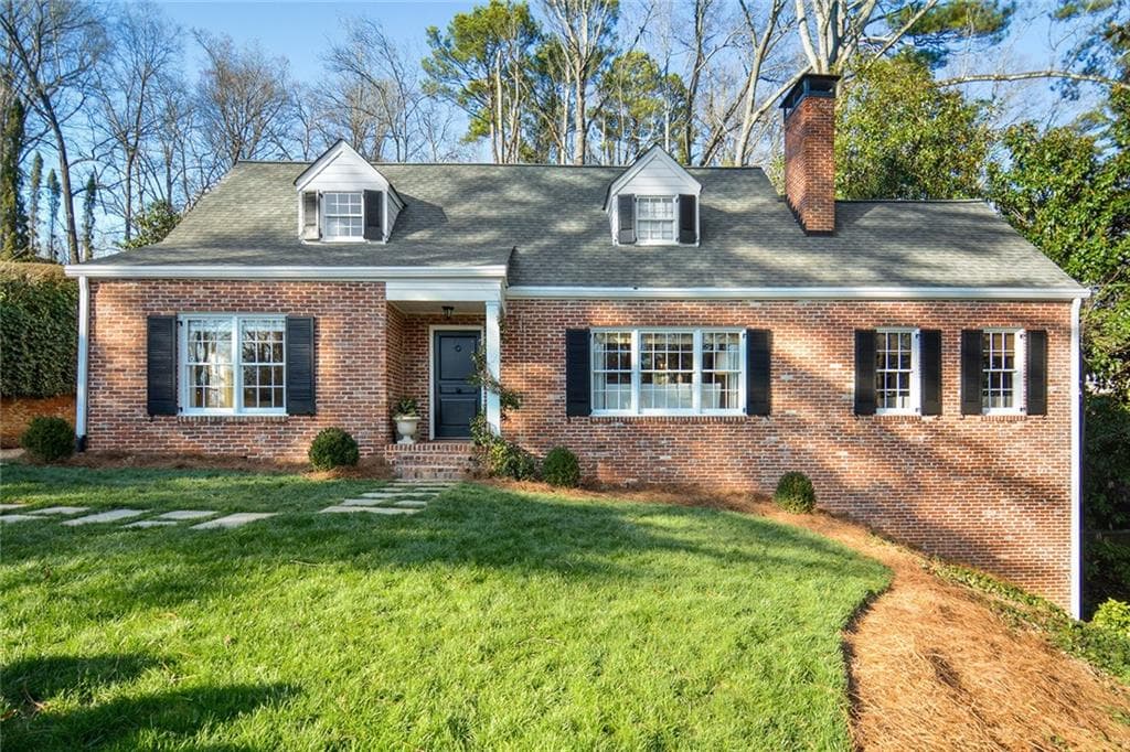 5 bedroom, 2 bathroom, 2,470 sq ft single family residence sold at 559 Westover Drive, Atlanta, GA 30305