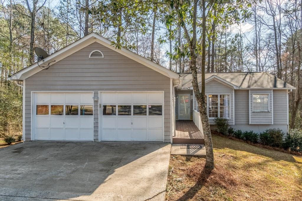 404 WINDSTREAM Place, Lawrenceville, GA 30044 — most recent listing photo