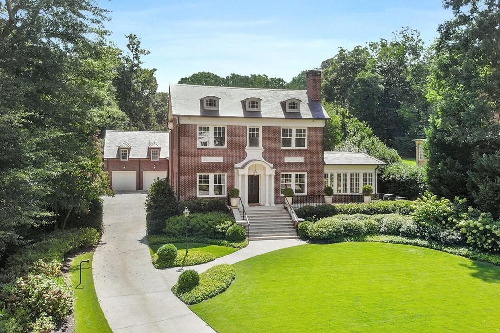 6 bedroom, 7 bathroom, 8,200 sq ft single family residence sold at 995 SPRINGDALE Road, Atlanta, GA 30306