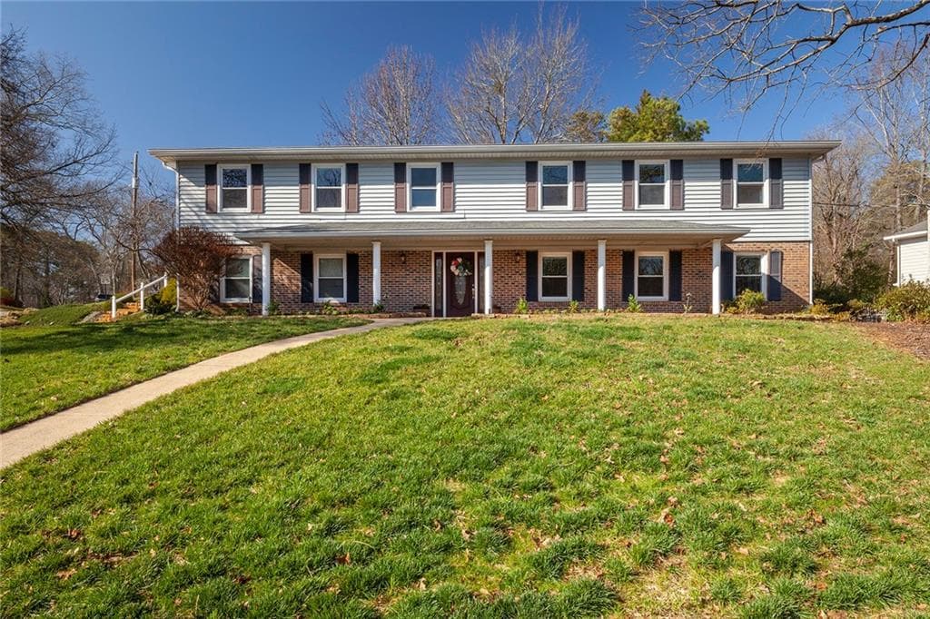 618 Windgrove Road, Marietta, GA 30067 — most recent listing photo