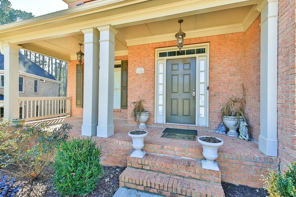 4 bedroom, 5 bathroom, 4,700 sq ft single family residence sold at 1579 Petal Point, Kennesaw, GA 30152
