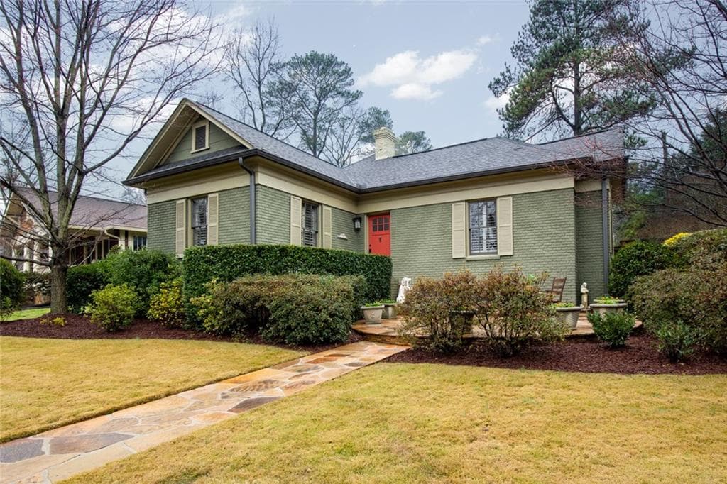 3 bedroom, 2 bathroom, 1,838 sq ft single family residence sold at 842 Martina Drive, Atlanta, GA 30305