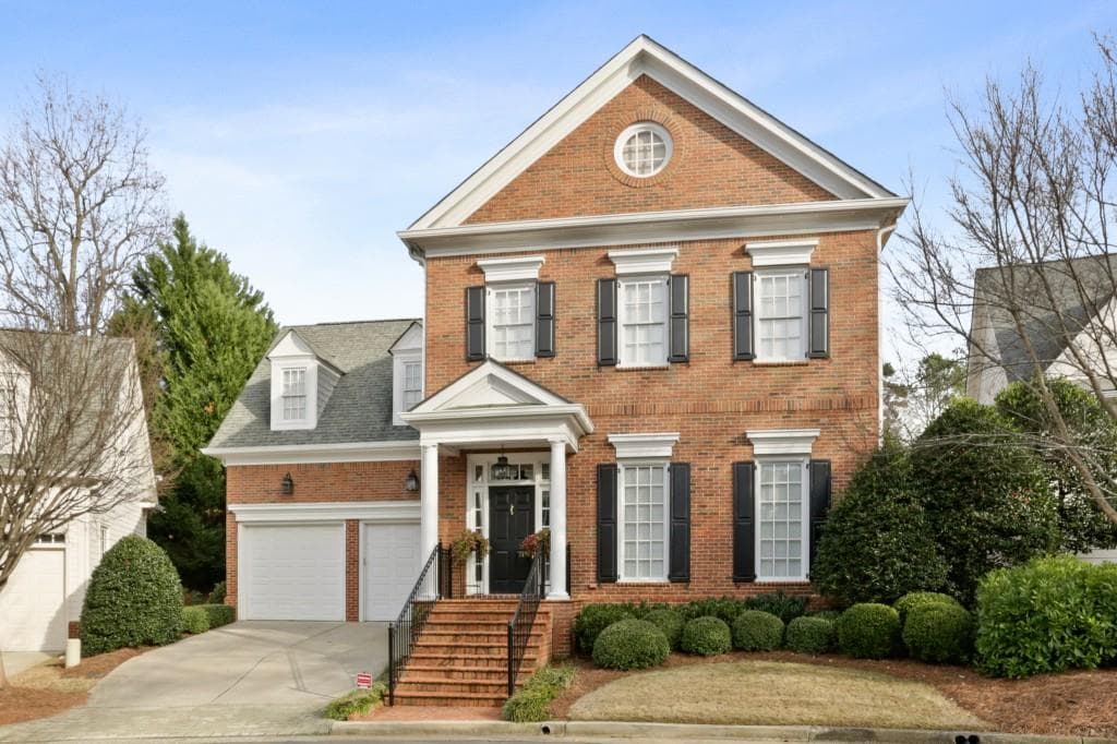 4 bedroom, 4 bathroom, 3,807 sq ft single family residence sold at 3516 Paces Ferry Circle, Smyrna, GA 30080