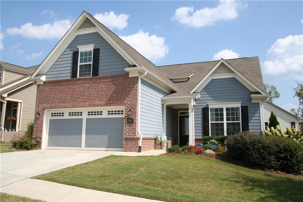 2 bedroom, 2 bathroom, 1,921 sq ft single family residence sold at 3843 Sweet Magnolia Drive, Gainesville, GA 30504