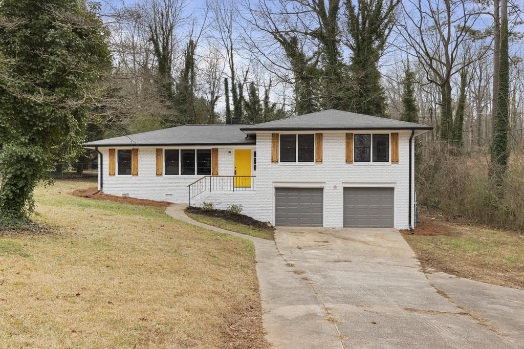 3 bedroom, 2 bathroom single family residence sold at 376 Mark Avenue, Marietta, GA 30066