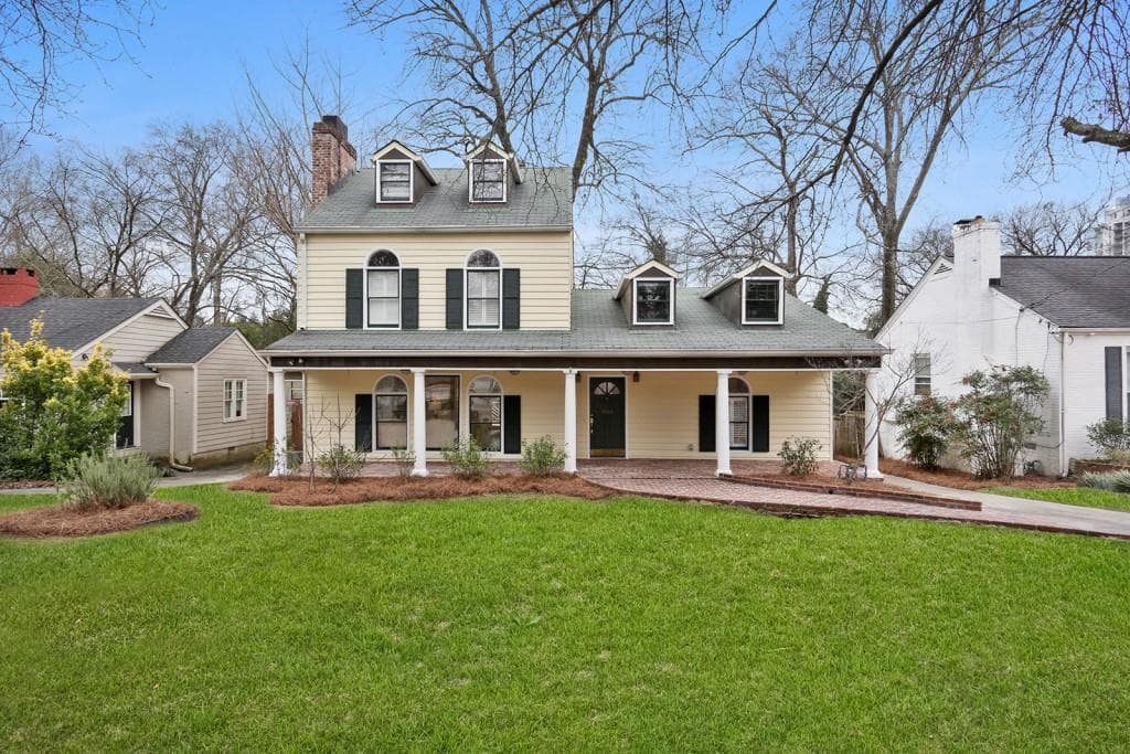 3 bedroom, 2 bathroom, 1,660 sq ft single family residence sold at 2083 Fairhaven Circle, Atlanta, GA 30305