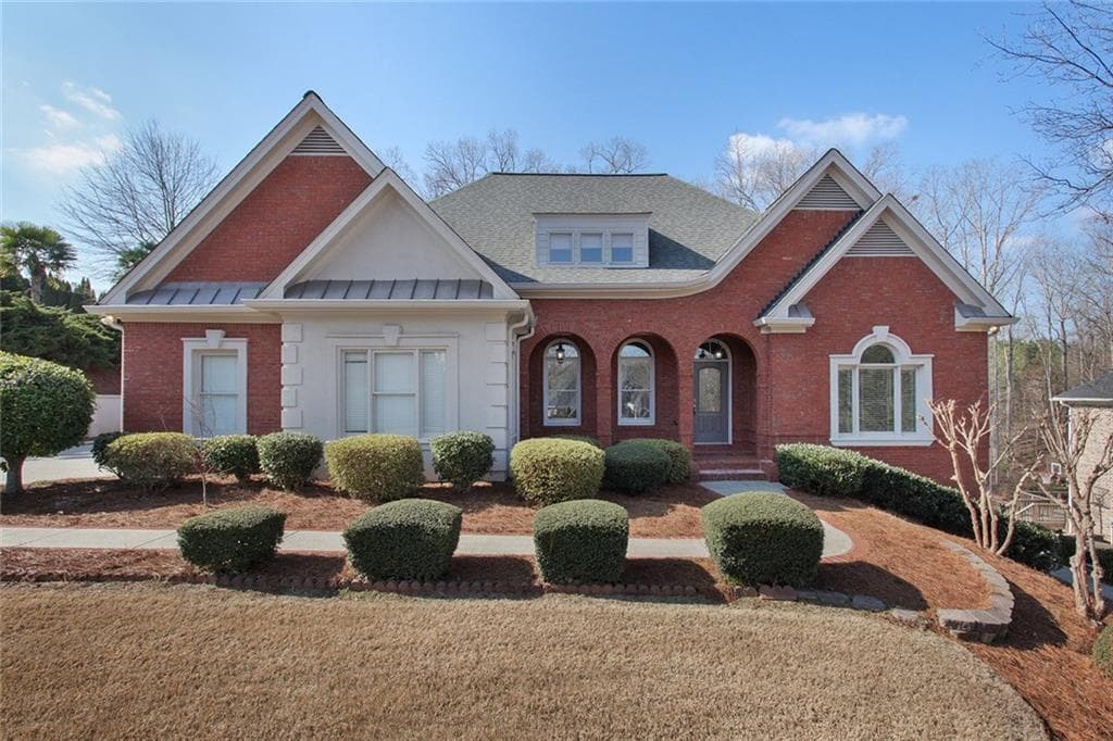 6 bedroom, 5 bathroom, 5,127 sq ft single family residence sold at 6020 Eagle Close Lane, Buford, GA 30518