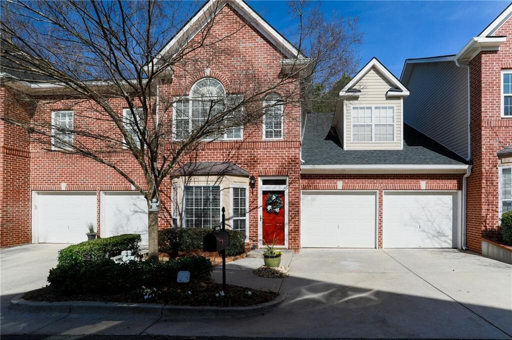 9004 LEXINGTON Drive, Roswell, GA 30075 — most recent listing photo