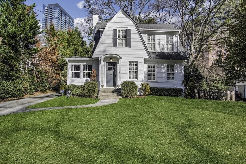 3 bedroom, 2 bathroom, 1,751 sq ft single family residence sold at 932 Eulalia Road, Atlanta, GA 30319