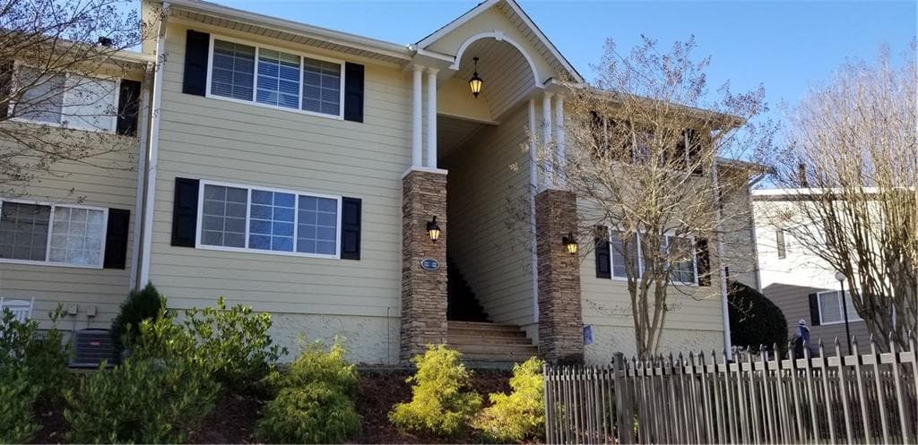 1 bedroom, 1 bathroom, 1,015 sq ft condominium sold at 1468 Briarwood Road 505, Atlanta, GA 30319