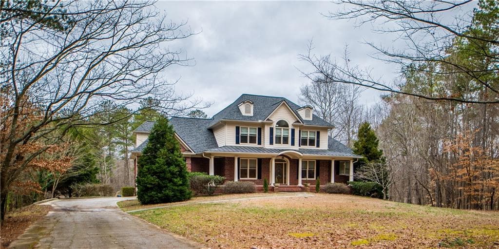 5 bedroom, 4 bathroom, 3,923 sq ft single family residence sold at 3607 Cloud Lake Court, Kennesaw, GA 30152