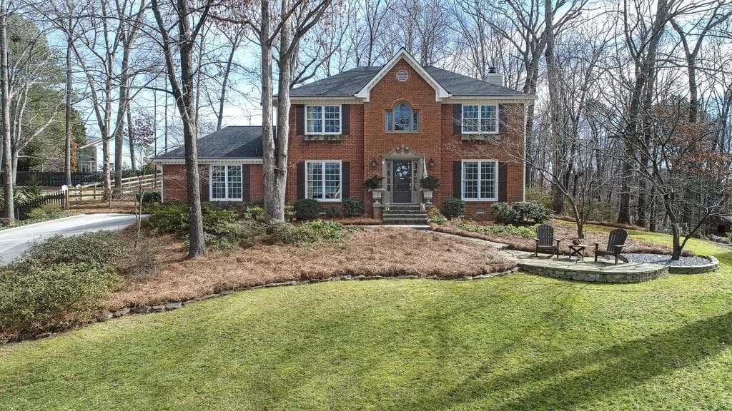 4 bedroom, 3 bathroom, 2,788 sq ft single family residence sold at 4158 Westchester Crossing, Roswell, GA 30075