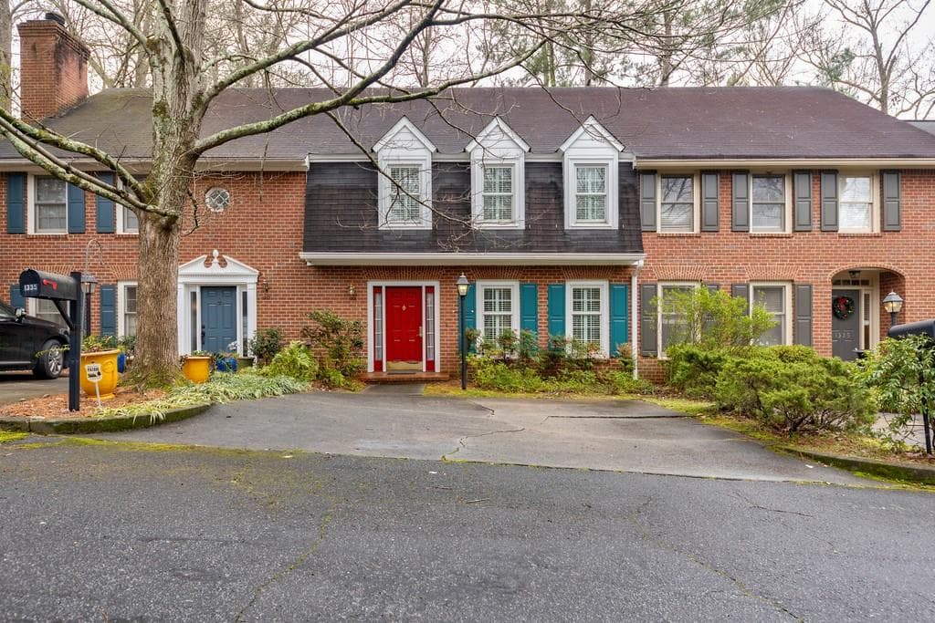 2 bedroom, 3 bathroom, 1,550 sq ft townhouse sold at 1335 E Rock Springs Road, Atlanta, GA 30306