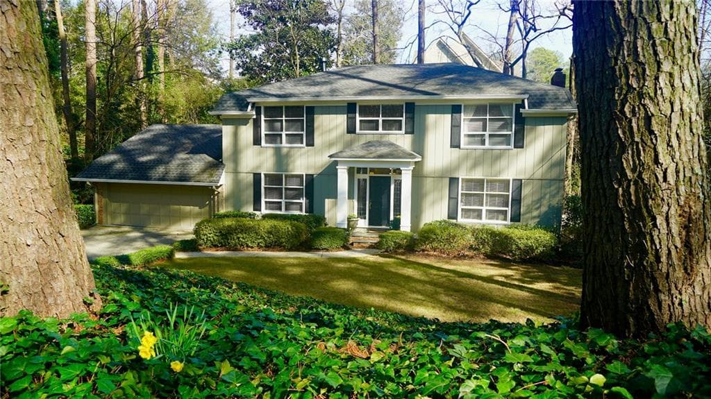 5 bedroom, 4 bathroom, 2,948 sq ft single family residence sold at 3975 STATEWOOD Road, Atlanta, GA 30342
