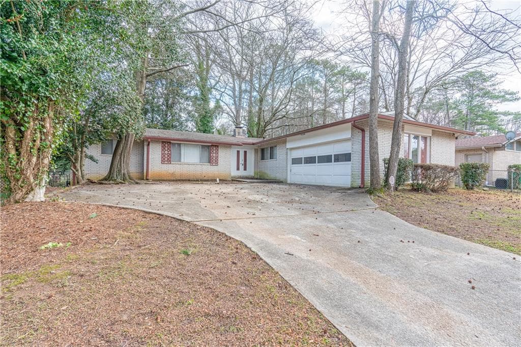 5 bedroom, 2 bathroom, 1,769 sq ft single family residence sold at 2040 Cherrybrook Drive, Decatur, GA 30032
