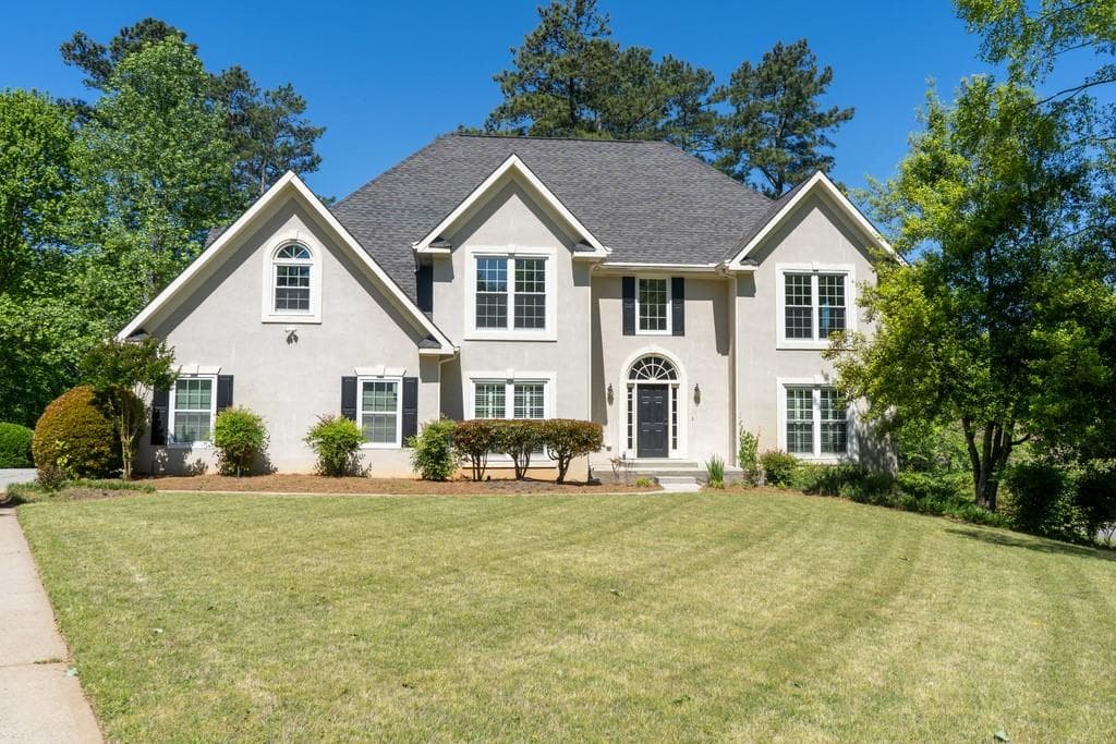 4 bedroom, 5 bathroom, 3,924 sq ft single family residence sold at 14330 Wyndham Farms Drive, Alpharetta, GA 30004