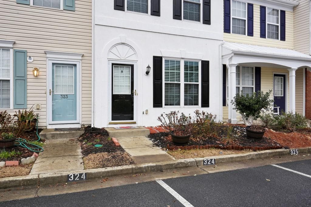 324 DEVONSHIRE Drive, Alpharetta, GA 30022 — most recent listing photo