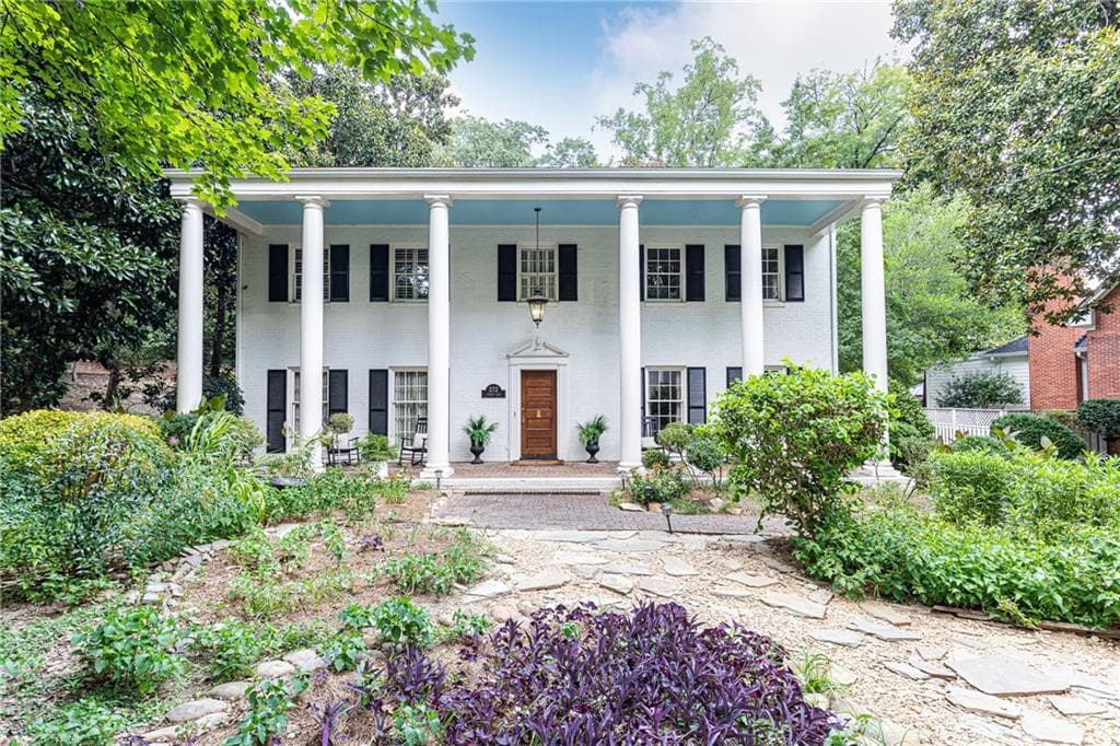 3 bedroom, 3 bathroom, 3,383 sq ft single family residence sold at 272 Camden Road, Atlanta, GA 30309