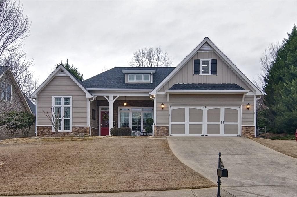 3 bedroom, 2 bathroom, 2,839 sq ft single family residence sold at 319 Cabinwood Trail, Canton, GA 30115