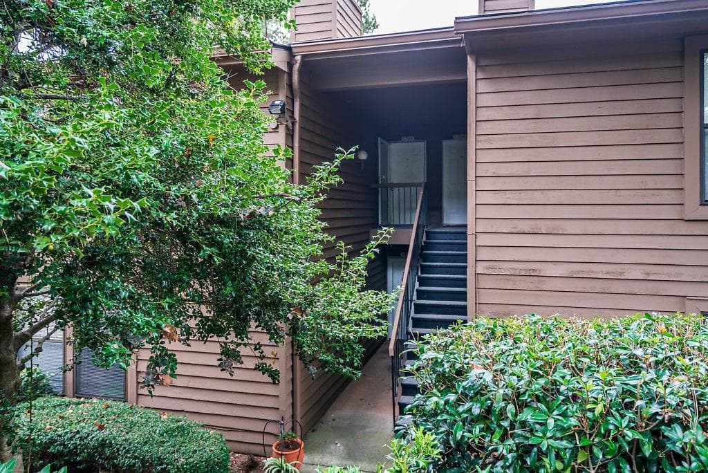 1703 Parkaire Crossing, Marietta, GA 30068 — most recent listing photo