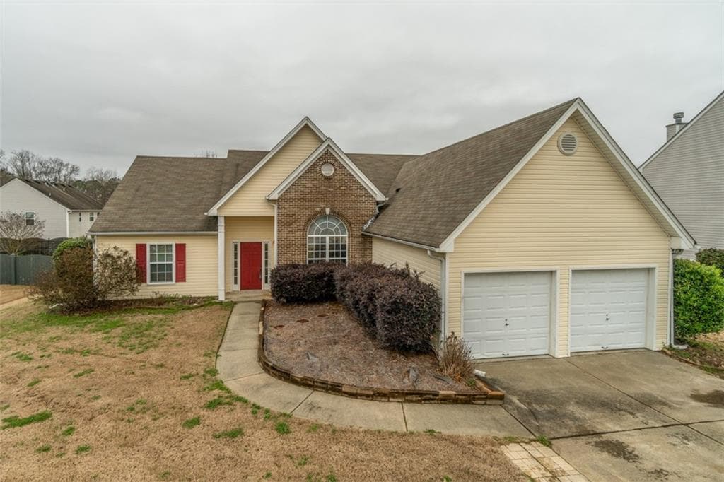 3 bedroom, 2 bathroom, 1,936 sq ft single family residence sold at 2460 Cordillo Drive, Dacula, GA 30019