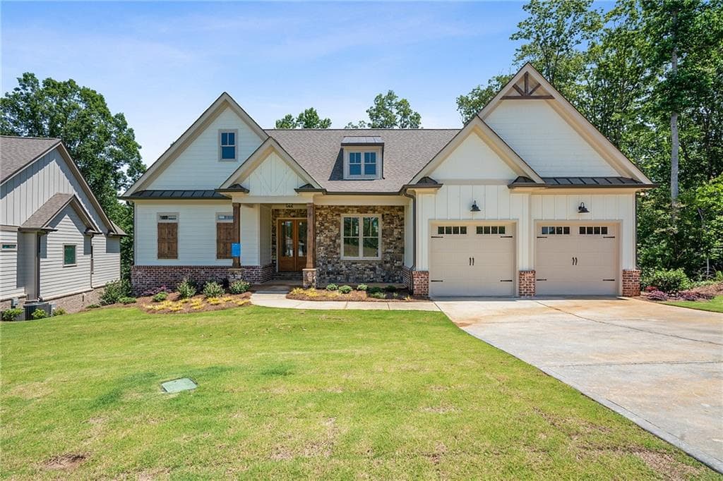 4 bedroom, 4 bathroom, 3,350 sq ft single family residence sold at 7034 Hammock Trail, Gainesville, GA 30506