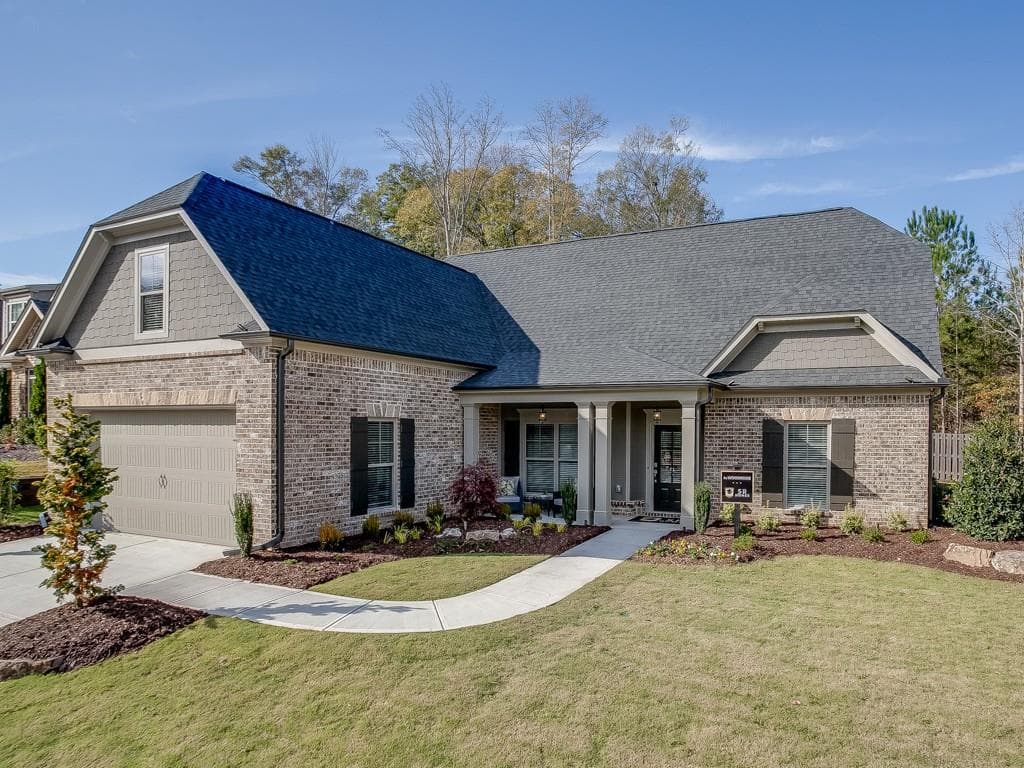4 bedroom, 2 bathroom, 2,211 sq ft single family residence sold at 2614 Limestone Creek Drive, Gainesville, GA 30501