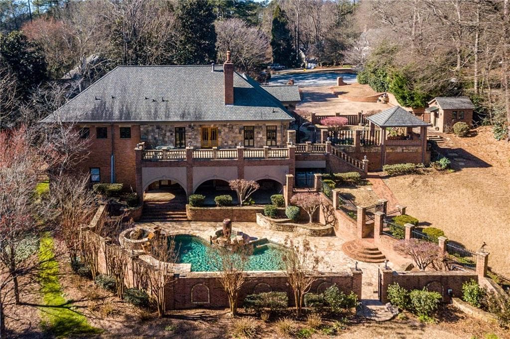 5 bedroom, 5 bathroom, 5,791 sq ft single family residence sold at 3883 Fairfax Court, Atlanta, GA 30339