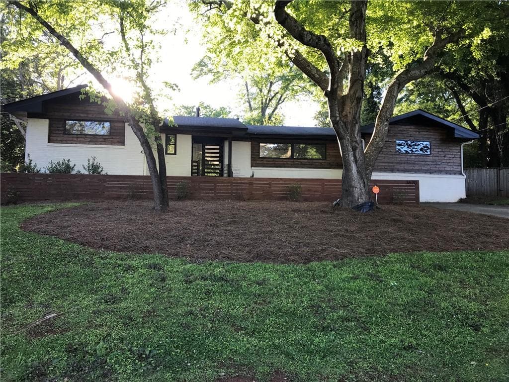 3 bedroom, 3 bathroom, 1,524 sq ft single family residence sold at 3670 Lee Street, Smyrna, GA 30080