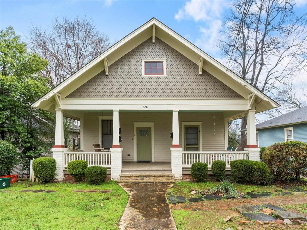 3 bedroom, 3 bathroom, 2,300 sq ft single family residence sold at 228 Evans Drive, Decatur, GA 30030