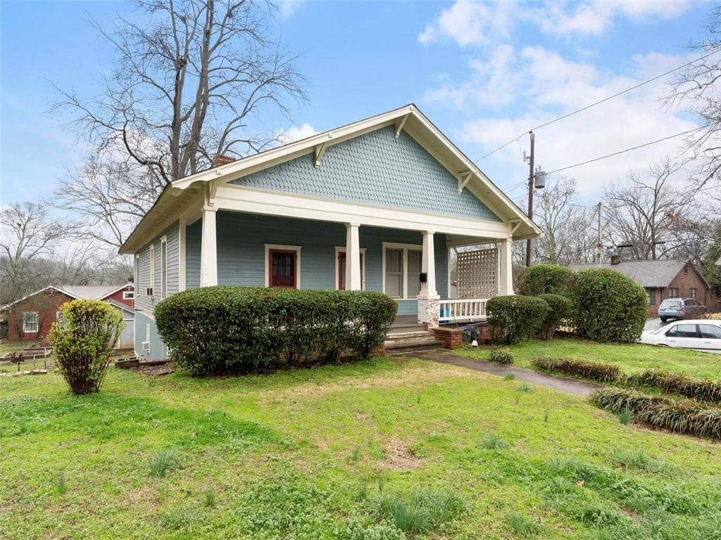 5 bedroom, 3 bathroom, 2,778 sq ft single family residence sold at 232 Evans Drive, Decatur, GA 30030