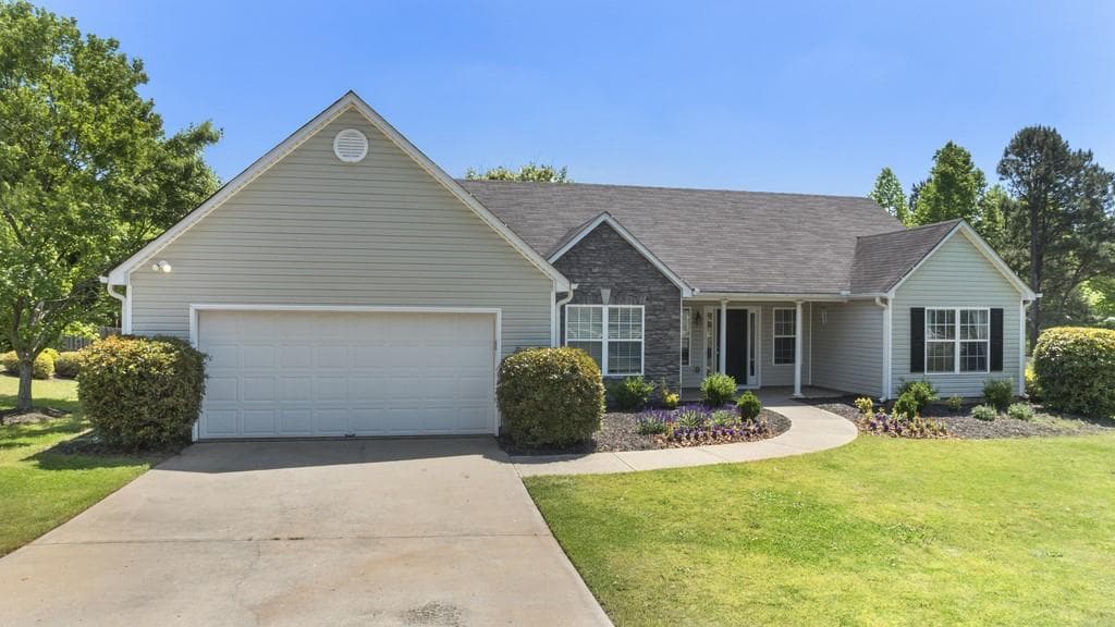 460 Reba Court, Winder, GA 30680 — most recent listing photo