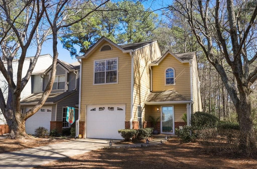 2 bedroom, 3 bathroom, 1,248 sq ft townhouse sold at 3186 Long Iron Drive, Lawrenceville, GA 30044