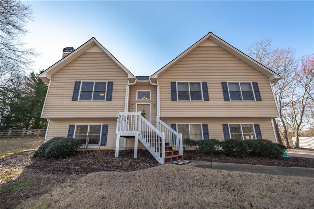 3 bedroom, 3 bathroom, 2,032 sq ft single family residence sold at 265 Sycamore Drive, Canton, GA 30115