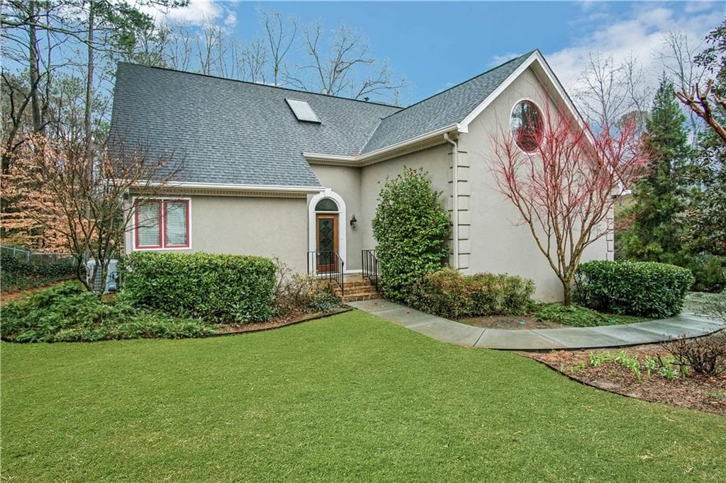 4 bedroom, 3 bathroom, 2,529 sq ft single family residence sold at 2888 Evans Ridge Circle, Atlanta, GA 30340