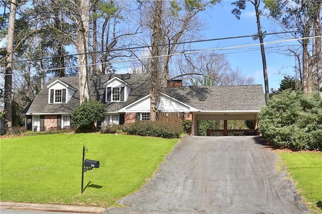 5 bedroom, 4 bathroom, 2,400 sq ft single family residence sold at 530 Dogwood Valley Drive, Sandy Springs, GA 30342