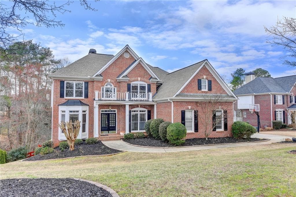 5 bedroom, 5 bathroom, 4,710 sq ft single family residence sold at 4045 Oak Laurel Way, Alpharetta, GA 30004