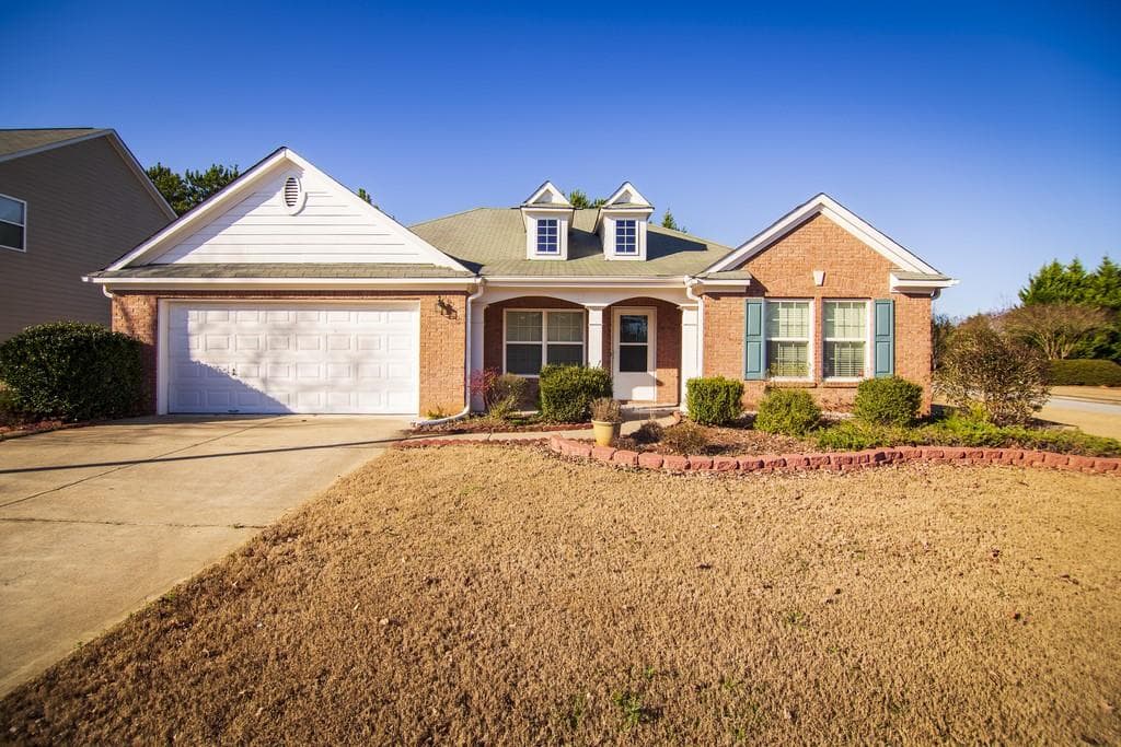 3 bedroom, 2 bathroom, 1,930 sq ft single family residence sold at 12 Laurel Branch Court, Dallas, GA 30132