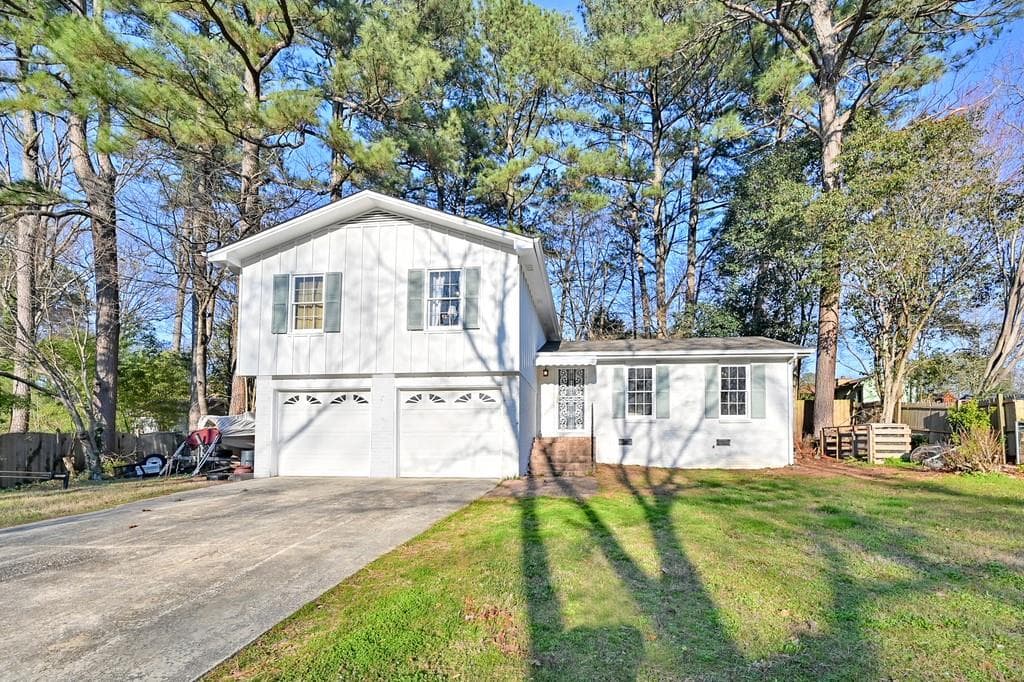 3 bedroom, 2 bathroom, 1,550 sq ft single family residence sold at 2597 BAILEY Drive, Norcross, GA 30071