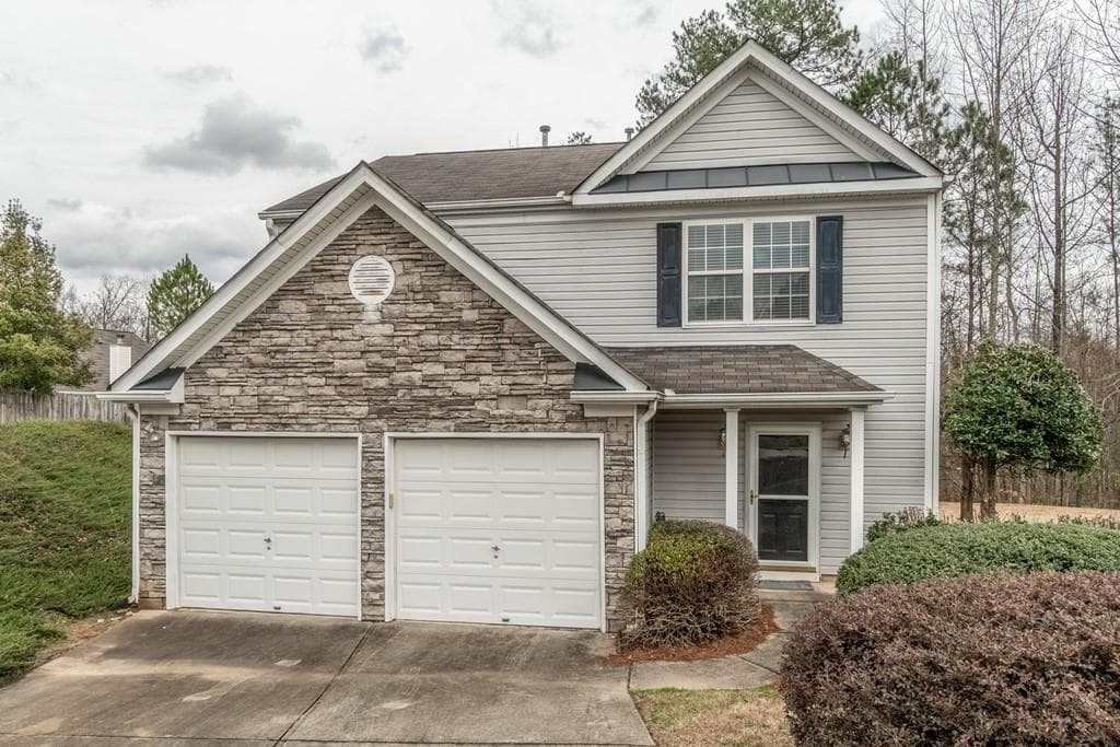 555 CHARLTON IVES Court, Lilburn, GA 30047 — most recent listing photo
