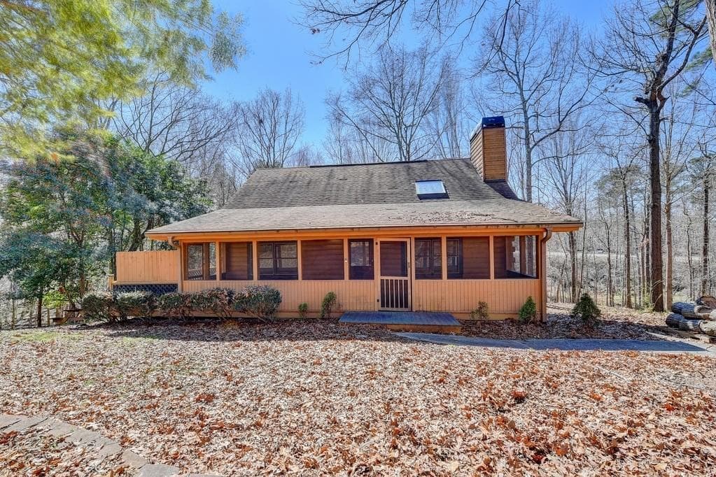 3 bedroom, 3 bathroom, 2,476 sq ft single family residence sold at 5391 Whiporwill Drive, Gainesville, GA 30504