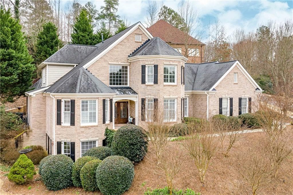 5 bedroom, 5 bathroom, 4,976 sq ft single family residence sold at 301 Quiet Hill Lane, Woodstock, GA 30189