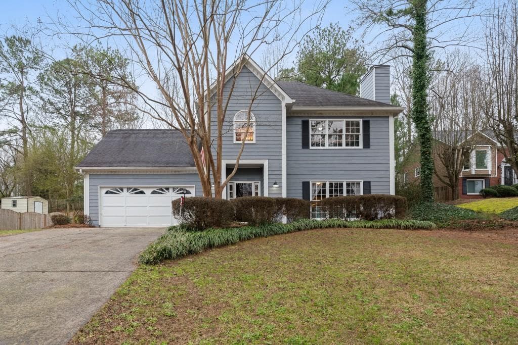 4 bedroom, 3 bathroom, 1,996 sq ft single family residence sold at 1615 Willow Way, Woodstock, GA 30188