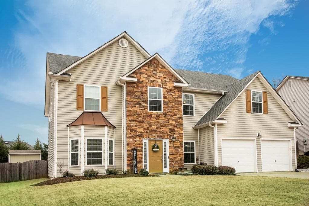 4 bedroom, 3 bathroom, 2,840 sq ft single family residence sold at 42 Holbrook Drive, Dallas, GA 30132