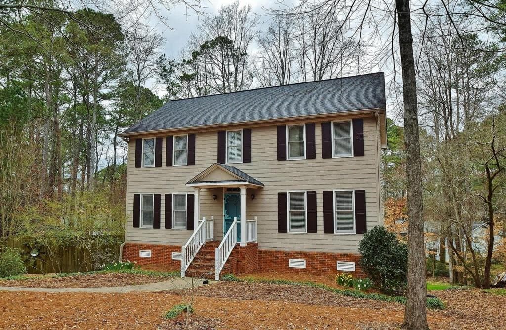 4 bedroom, 3 bathroom, 2,072 sq ft single family residence sold at 185 WENDY HILL Drive, Alpharetta, GA 30009