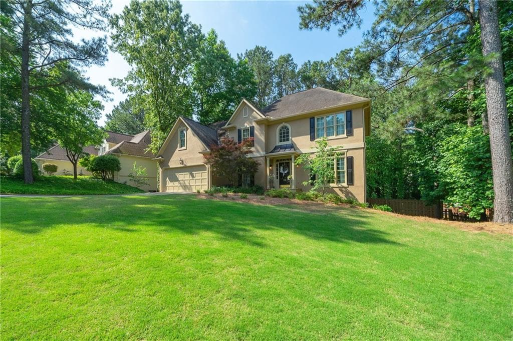 5 bedroom, 4 bathroom, 4,371 sq ft single family residence sold at 518 Fairway Drive, Woodstock, GA 30189