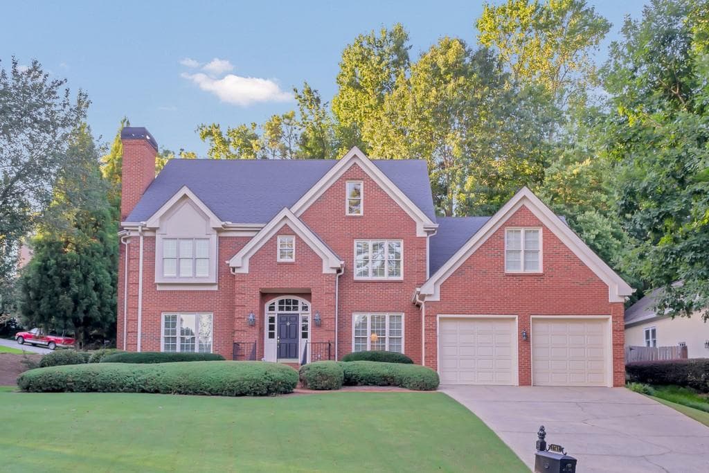 4 bedroom, 3 bathroom, 4,057 sq ft single family residence sold at 1741 POINT PLEASANT, Smyrna, GA 30080