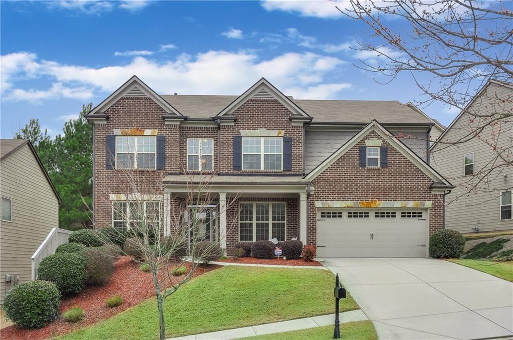 5 bedroom, 3 bathroom, 3,164 sq ft single family residence sold at 930 Crescent Ridge Drive, Buford, GA 30518