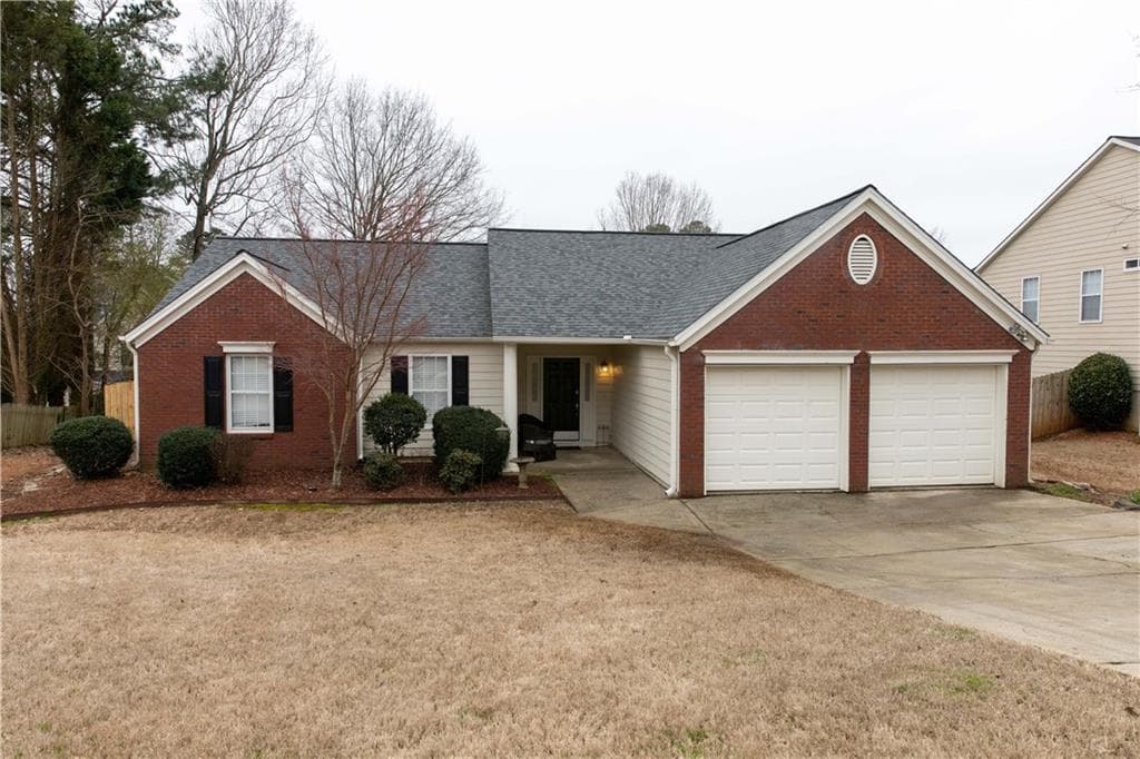3 bedroom, 2 bathroom, 1,571 sq ft single family residence sold at 3573 Plum Creek Trail, Kennesaw, GA 30152