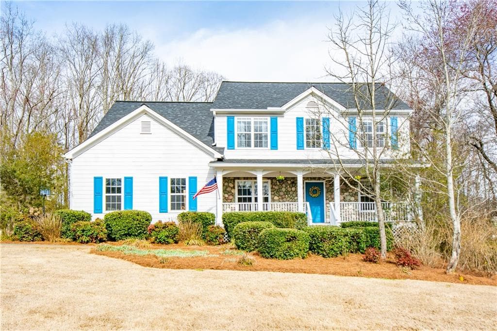 5 bedroom, 3 bathroom, 2,369 sq ft single family residence sold at 7745 Timberline Overlook, Cumming, GA 30041